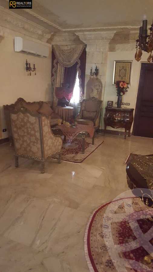 https://aqarmap.com.eg/en/listing/6495154-for-sale-cairo-el-sheikh-zayed-city-compounds-royal-city