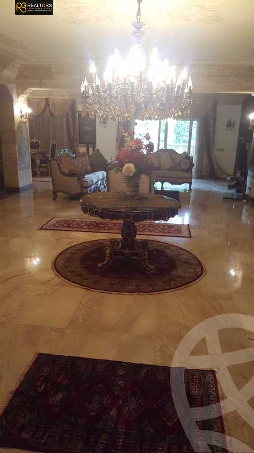 https://aqarmap.com.eg/en/listing/6495154-for-sale-cairo-el-sheikh-zayed-city-compounds-royal-city