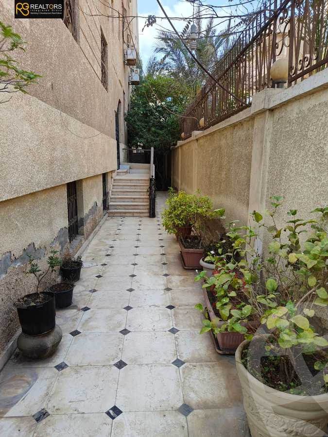 https://aqarmap.com.eg/ar/listing/6576238-for-sale-cairo-6th-of-october-el-ahyaa-neighborhood-5th-street-36