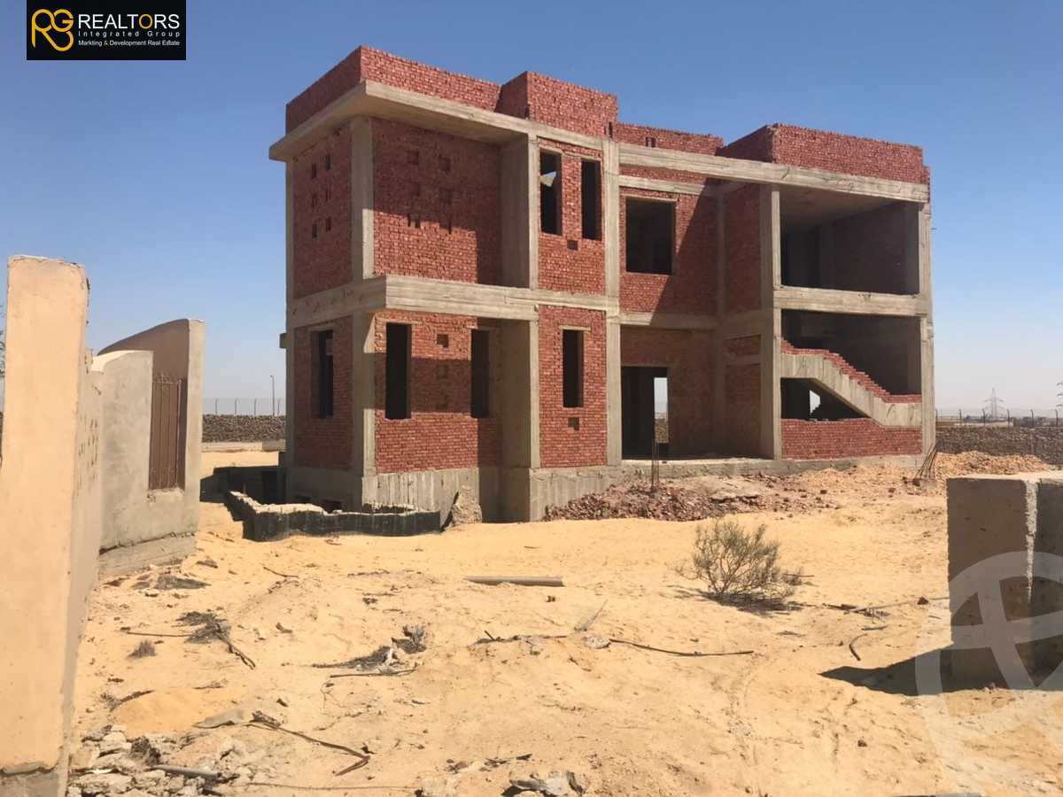 https://aqarmap.com.eg/en/listing/6593086-for-sale-cairo-el-sheikh-zayed-city-alex-cairo-desert-road-kmbwnd-fy-tryq-skndry-lshrwy