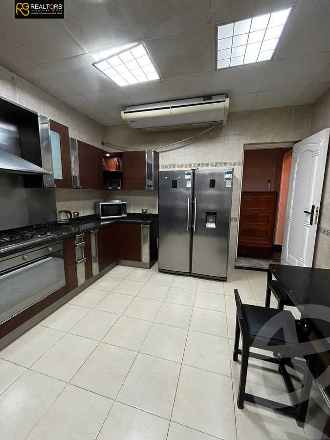 https://aqarmap.com.eg/ar/listing/6593951-for-sale-cairo-el-sheikh-zayed-city-compounds-el-rabwa