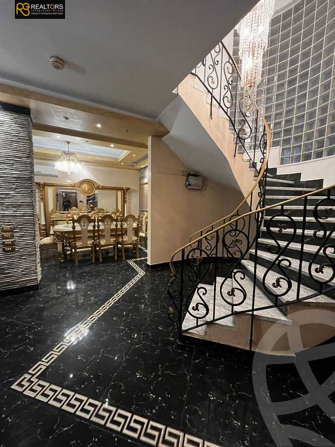 https://aqarmap.com.eg/ar/listing/6593951-for-sale-cairo-el-sheikh-zayed-city-compounds-el-rabwa