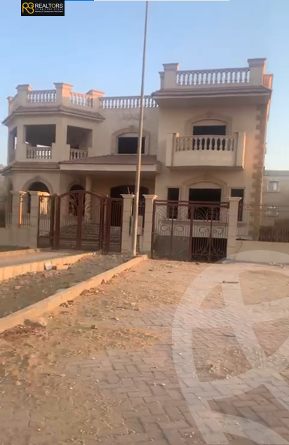 https://aqarmap.com.eg/en/listing/6595410-for-sale-cairo-el-sheikh-zayed-city-el-hay-eltaseaa-lhy-lts
