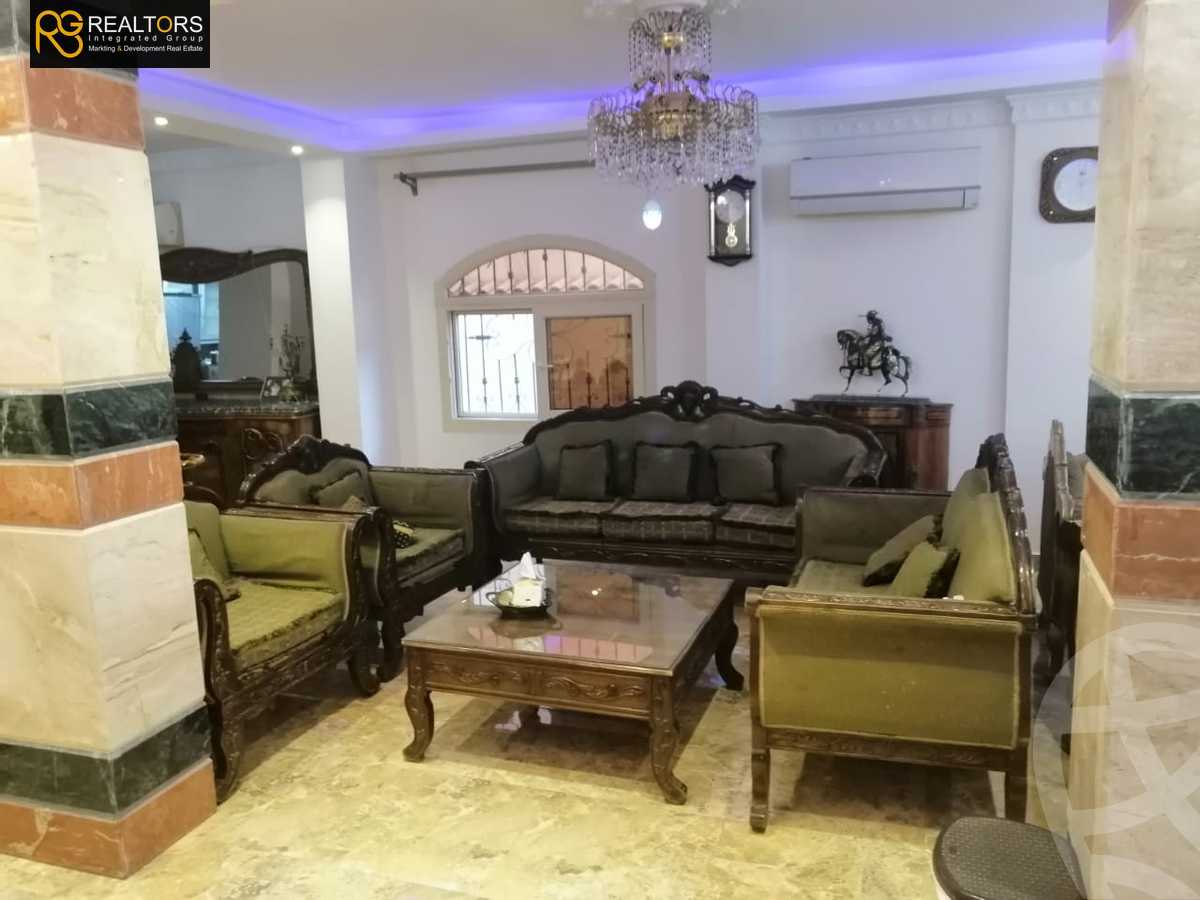 https://aqarmap.com.eg/ar/listing/6595436-for-sale-cairo-el-sheikh-zayed-city-compounds-el-yasmeen-compound
