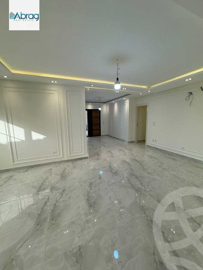 https://aqarmap.com.eg/en/listing/4733877-for-sale-cairo-el-sheikh-zayed-city-el-hay-elthamen-area-3