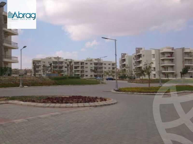 https://aqarmap.com.eg/en/listing/5283763-for-sale-cairo-el-sheikh-zayed-city-compounds-dh-drys