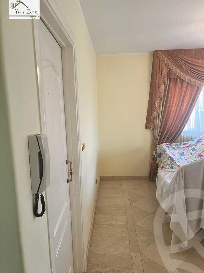 https://aqarmap.com.eg/ar/listing/4259199-for-sale-cairo-el-sheikh-zayed-city-compounds-in-sheikh-zayed-beverly-hills