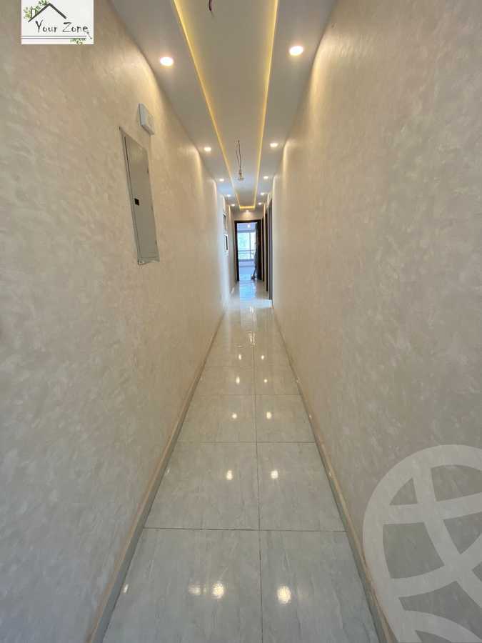 https://aqarmap.com.eg/ar/listing/4354201-for-sale-cairo-el-sheikh-zayed-city-compounds-in-sheikh-zayed-el-khamayel