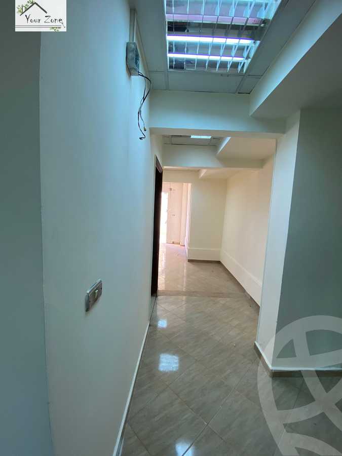 https://aqarmap.com.eg/ar/listing/4739022-for-rent-cairo-el-sheikh-zayed-city-shr-lshbb