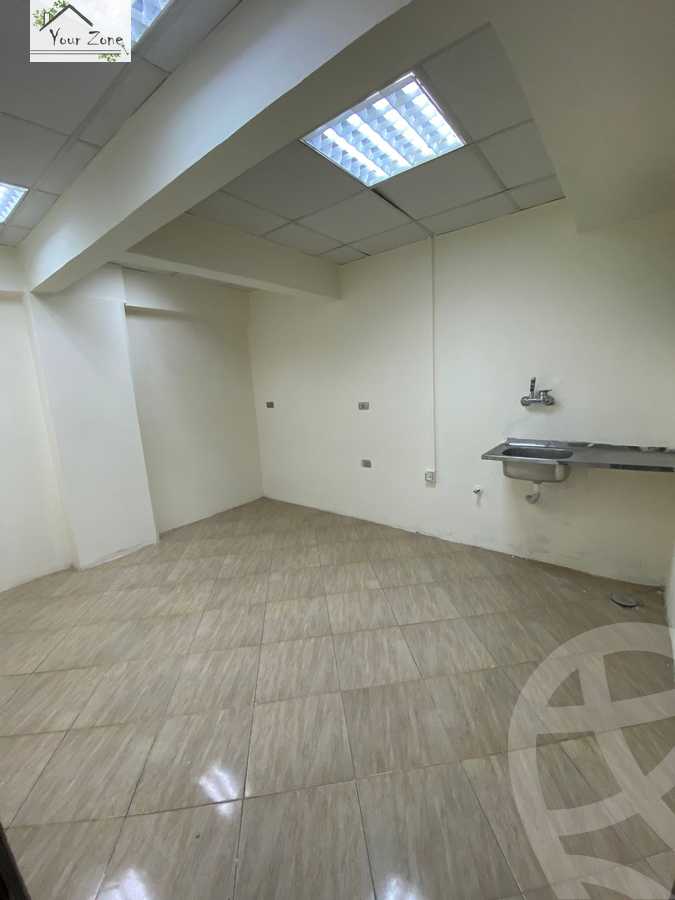 https://aqarmap.com.eg/ar/listing/4739022-for-rent-cairo-el-sheikh-zayed-city-shr-lshbb