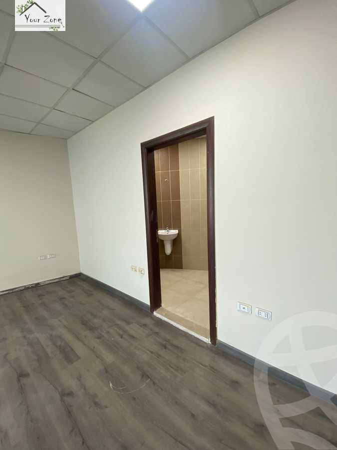 https://aqarmap.com.eg/ar/listing/4966328-for-rent-cairo-el-sheikh-zayed-city-alex-cairo-desert-road