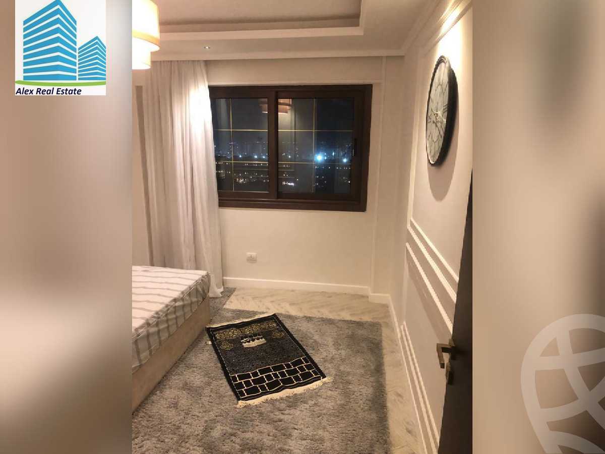 https://aqarmap.com.eg/ar/listing/3827971-for-rent-alexandria-kafr-abdo-sant-square-st