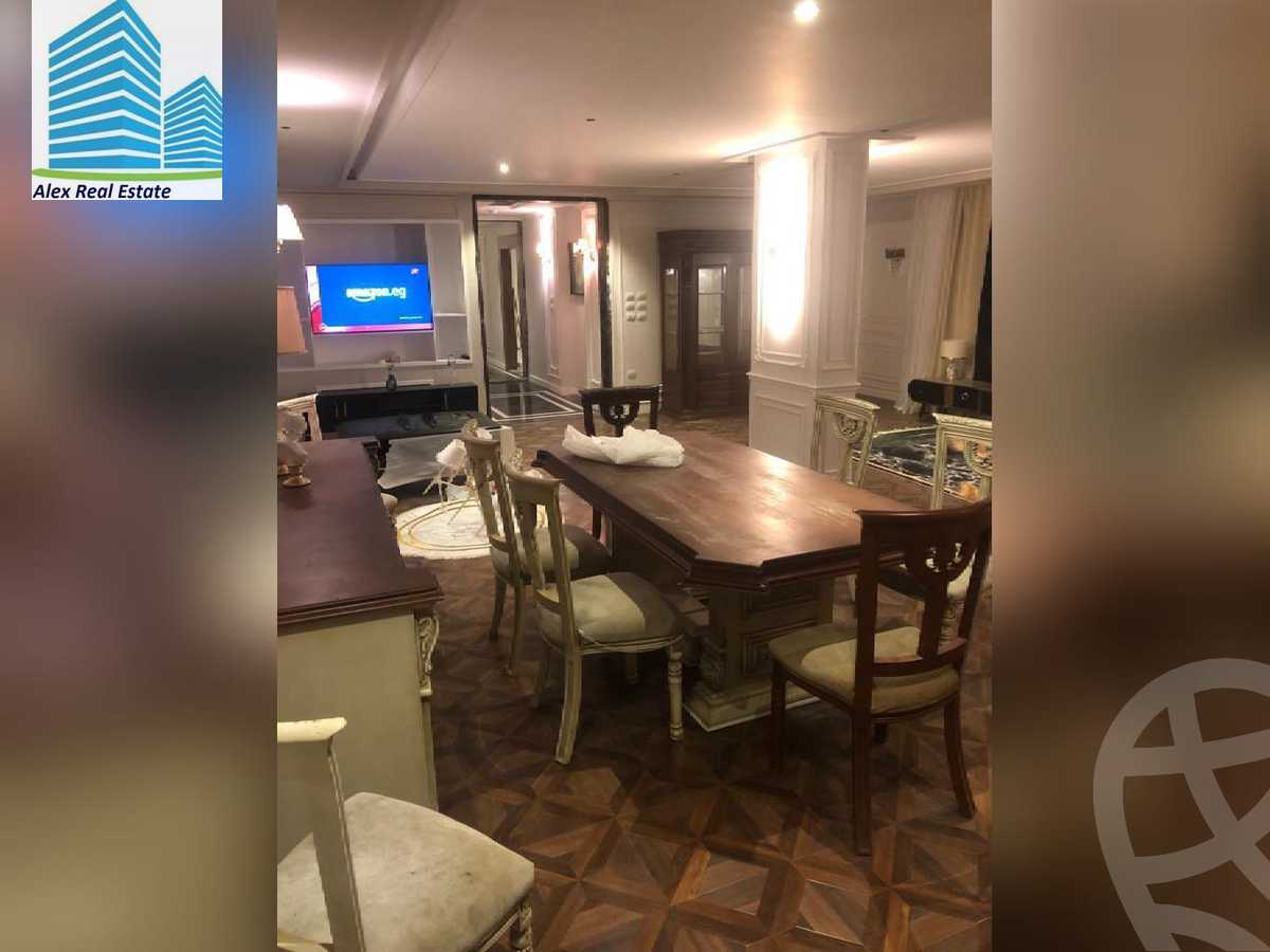 https://aqarmap.com.eg/ar/listing/3827971-for-rent-alexandria-kafr-abdo-sant-square-st