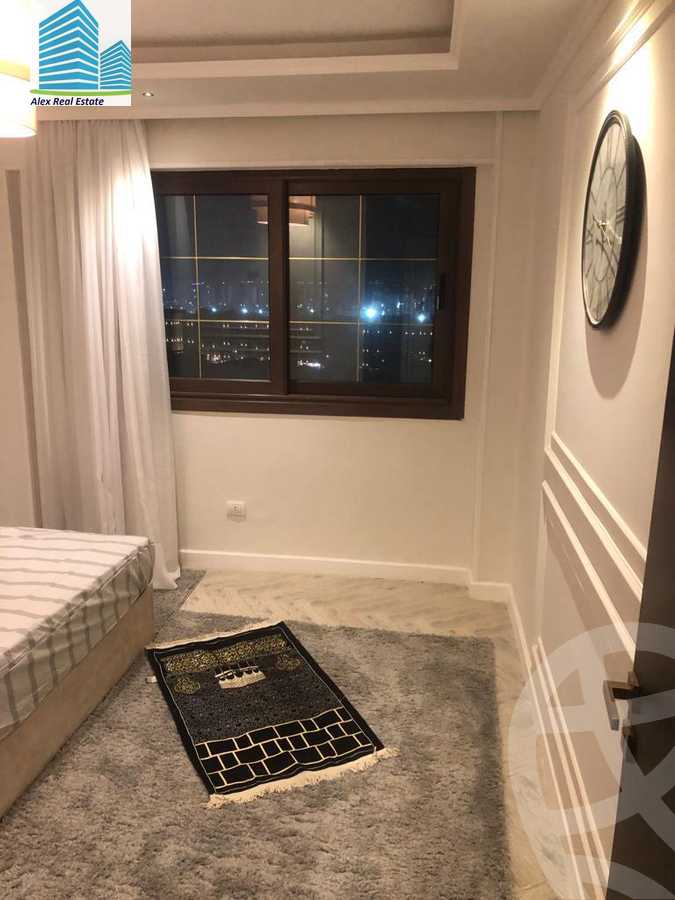https://aqarmap.com.eg/ar/listing/3827971-for-rent-alexandria-kafr-abdo-sant-square-st