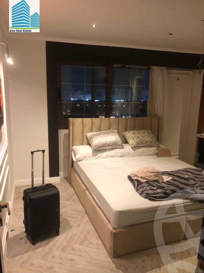 https://aqarmap.com.eg/ar/listing/3827971-for-rent-alexandria-kafr-abdo-sant-square-st