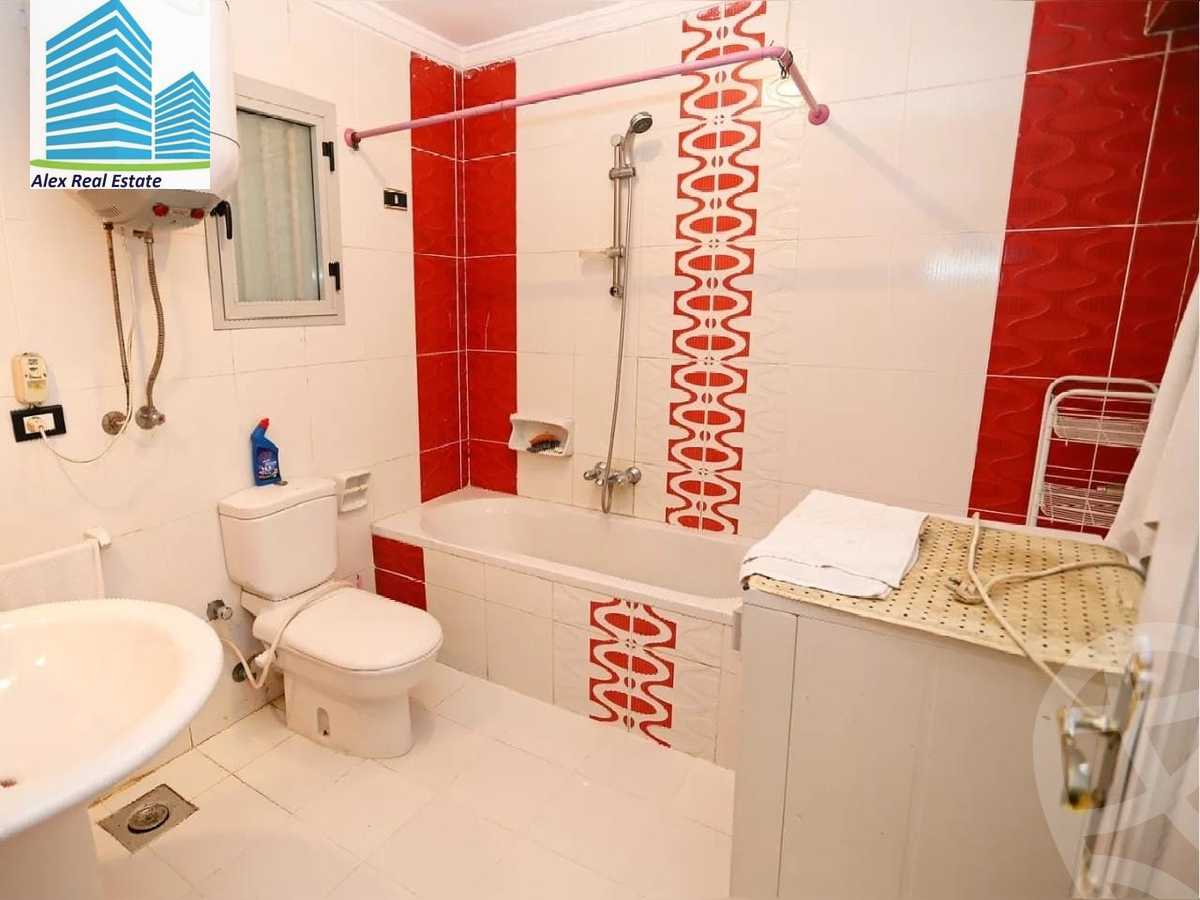 https://aqarmap.com.eg/ar/listing/3839405-for-rent-alexandria-kafr-abdo-ahmed-abd-el-aziz-st