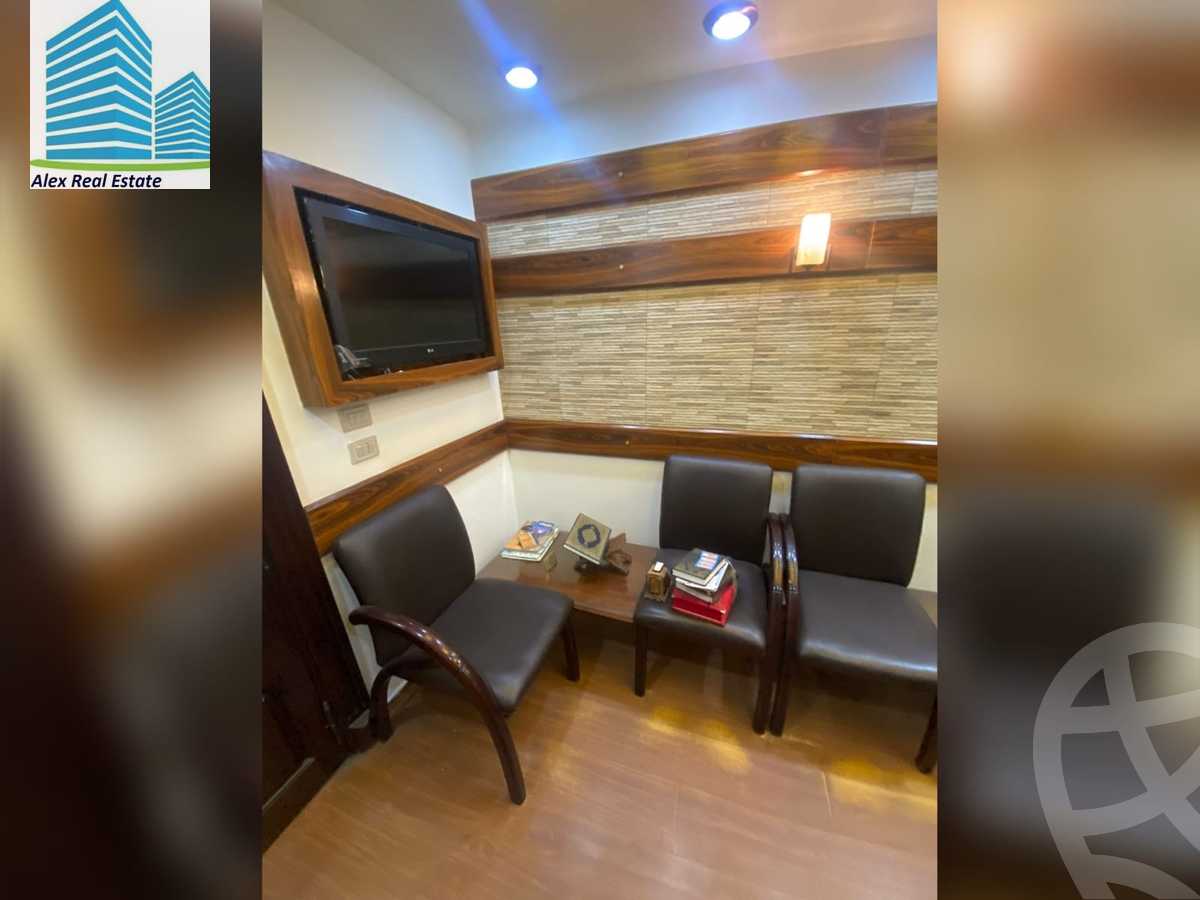 https://aqarmap.com.eg/ar/listing/3859429-for-rent-alexandria-sporting-shr-bwr-s-yd