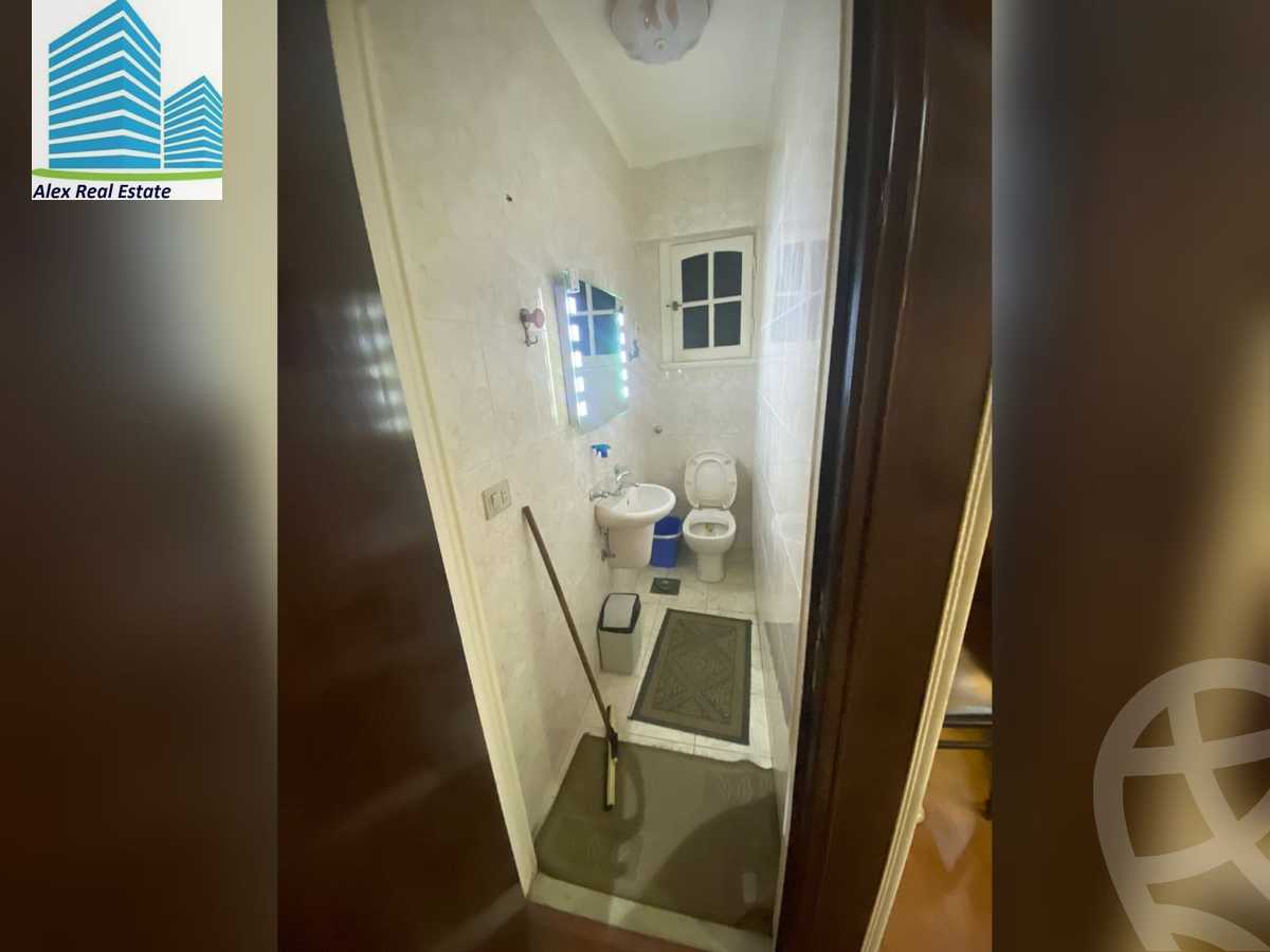 https://aqarmap.com.eg/ar/listing/3859429-for-rent-alexandria-sporting-shr-bwr-s-yd