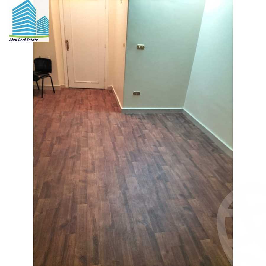 https://aqarmap.com.eg/ar/listing/3865654-for-rent-alexandria-smouha-mostafa-kamel-st
