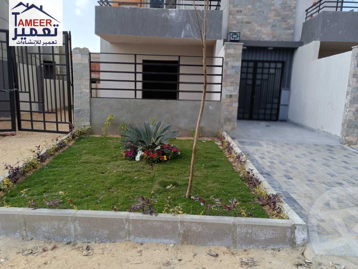 https://aqarmap.com.eg/en/listing/6017968-for-sale-cairo-el-shorouk-lhy-lthlth-grb-neighbourhood-2