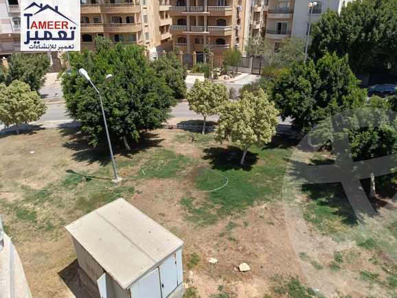 https://aqarmap.com.eg/en/listing/6065862-for-sale-cairo-el-shorouk-lhy-lthlth-grb-neighbourhood-4-mohammed-el-kasbagy-st