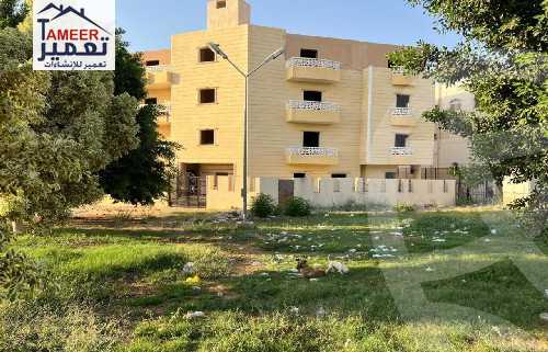 https://aqarmap.com.eg/en/listing/6069051-for-sale-cairo-el-shorouk-lhy-lthlth-grb-neighbourhood-4-mohammed-el-kasbagy-st