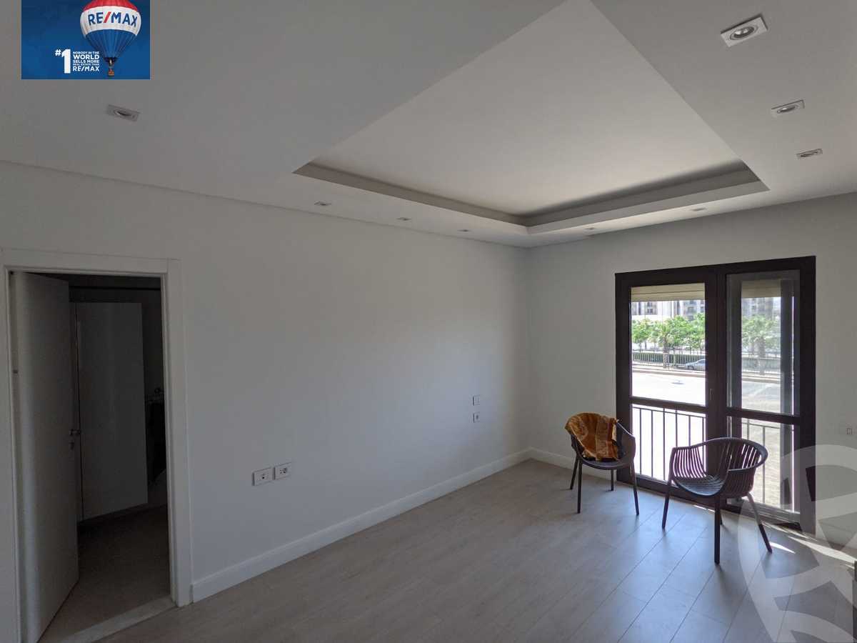 https://aqarmap.com.eg/ar/listing/3794095-for-rent-cairo-el-sheikh-zayed-city-compounds-kmbwnd-wyst-twn-swdyk