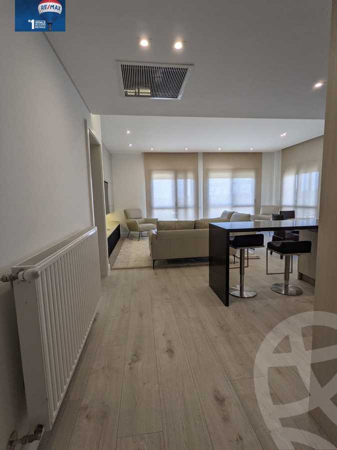 https://aqarmap.com.eg/ar/listing/3794095-for-rent-cairo-el-sheikh-zayed-city-compounds-kmbwnd-wyst-twn-swdyk