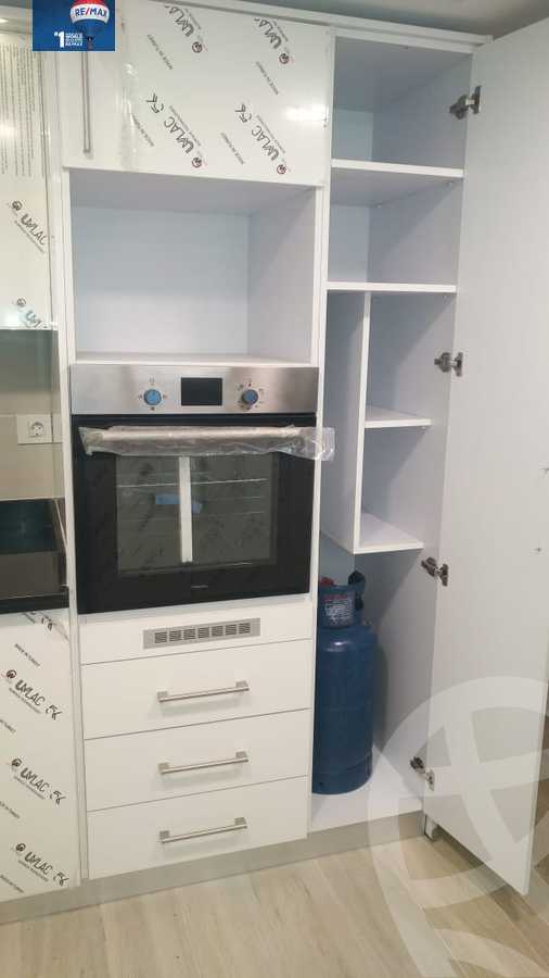 https://aqarmap.com.eg/ar/listing/3922431-for-rent-cairo-6th-of-october-compounds-mbrfyl-ryzydns-nyw-jyz-llttwyr-l-qry