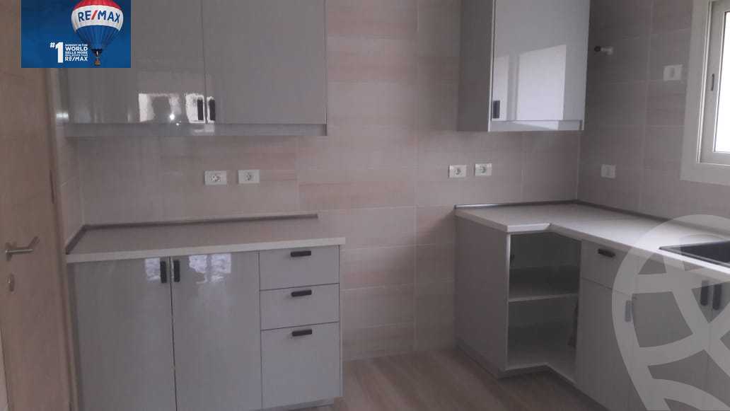 https://aqarmap.com.eg/ar/listing/3925950-for-rent-cairo-6th-of-october-compounds-mbrfyl-ryzydns-nyw-jyz-llttwyr-l-qry