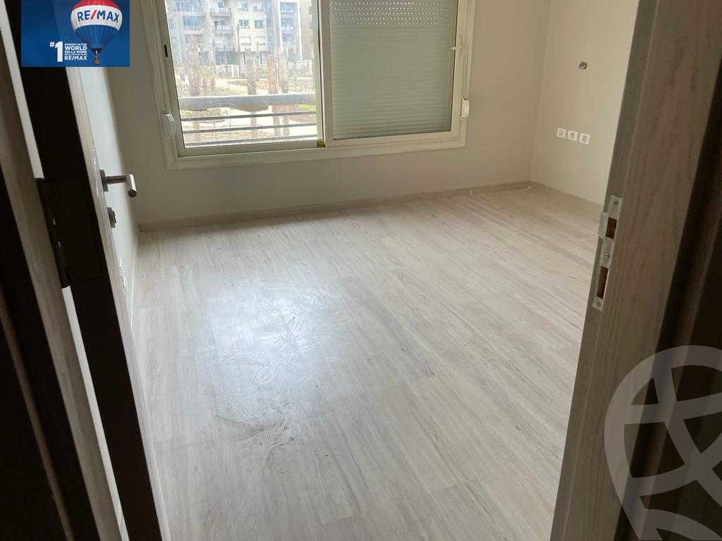 https://aqarmap.com.eg/ar/listing/3925950-for-rent-cairo-6th-of-october-compounds-mbrfyl-ryzydns-nyw-jyz-llttwyr-l-qry