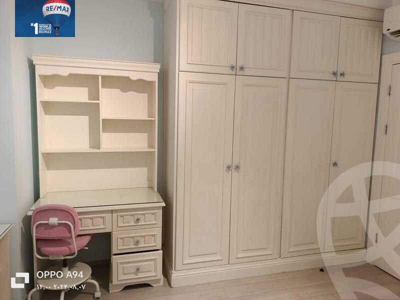 https://aqarmap.com.eg/en/listing/4345293-for-rent-cairo-el-sheikh-zayed-city-compounds-kmbwnd-wyst-twn-swdyk
