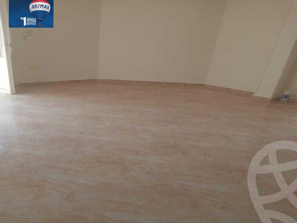 https://aqarmap.com.eg/en/listing/4789001-for-sale-cairo-el-sheikh-zayed-city-el-hay-elthamen-lhkm