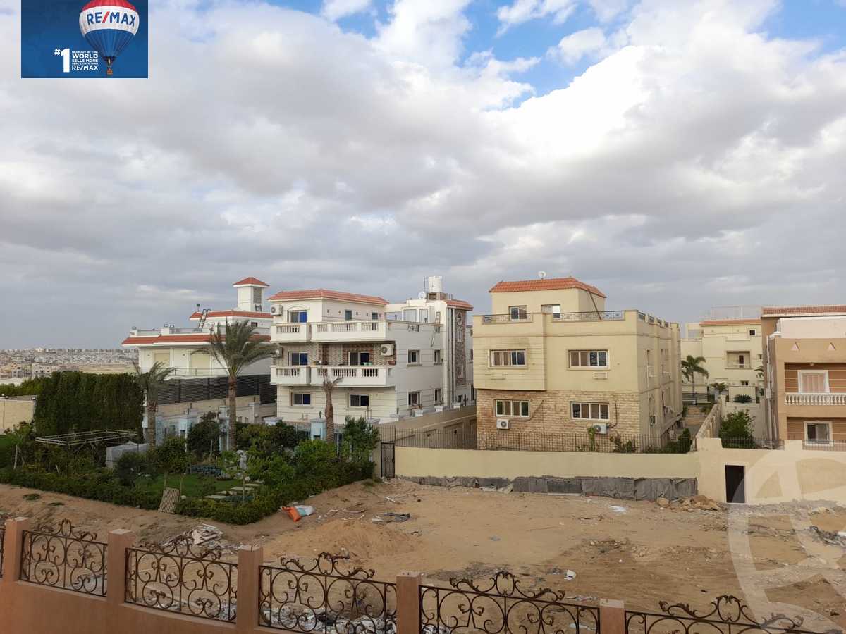 https://aqarmap.com.eg/en/listing/4809509-for-sale-cairo-6th-of-october-compounds-dream-land-golf-2-nestoria