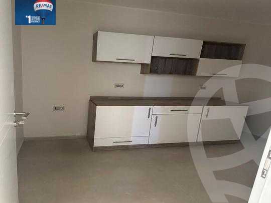 https://aqarmap.com.eg/ar/listing/4809651-for-rent-cairo-6th-of-october-hadaeq-october-kmbwnd-fy-hdyq-ktwbr-o-west-tulwa-o-west