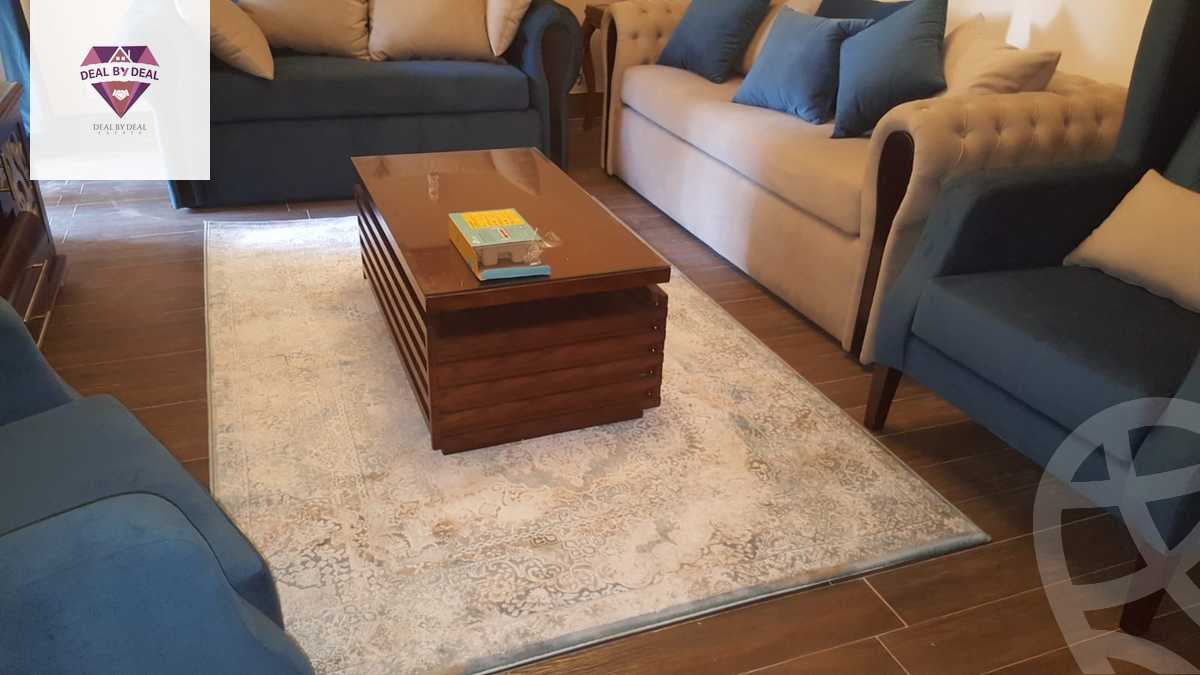 https://aqarmap.com.eg/ar/listing/3652522-for-rent-cairo-new-cairo-compounds-hyde-park