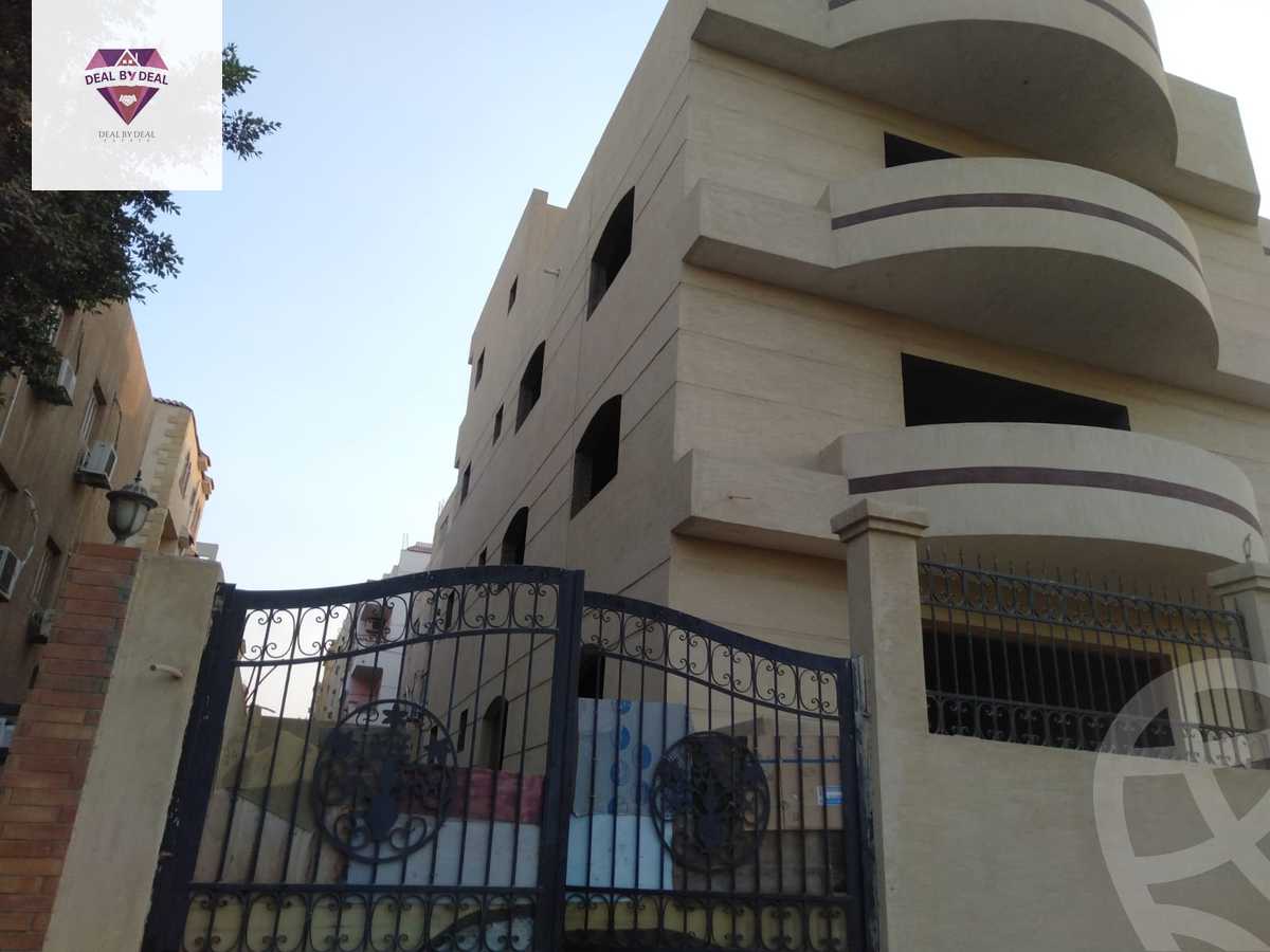 https://aqarmap.com.eg/ar/listing/3665359-for-sale-cairo-new-cairo-ltjm-lkhms-el-ahyaa-second-neighborhood-street-66