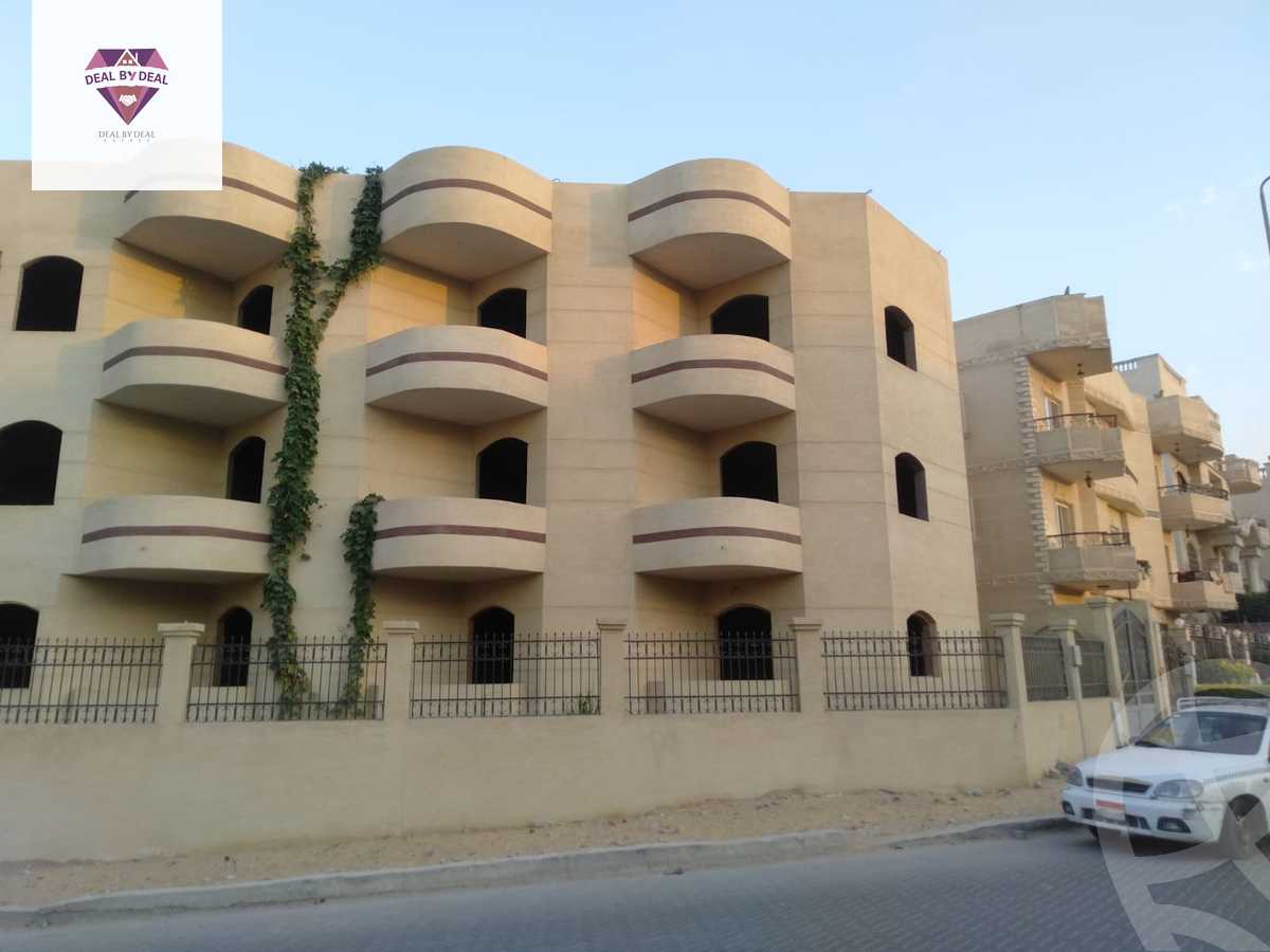 https://aqarmap.com.eg/ar/listing/3825058-for-sale-cairo-new-cairo-ltjm-lkhms-el-ahyaa-second-neighborhood-street-79