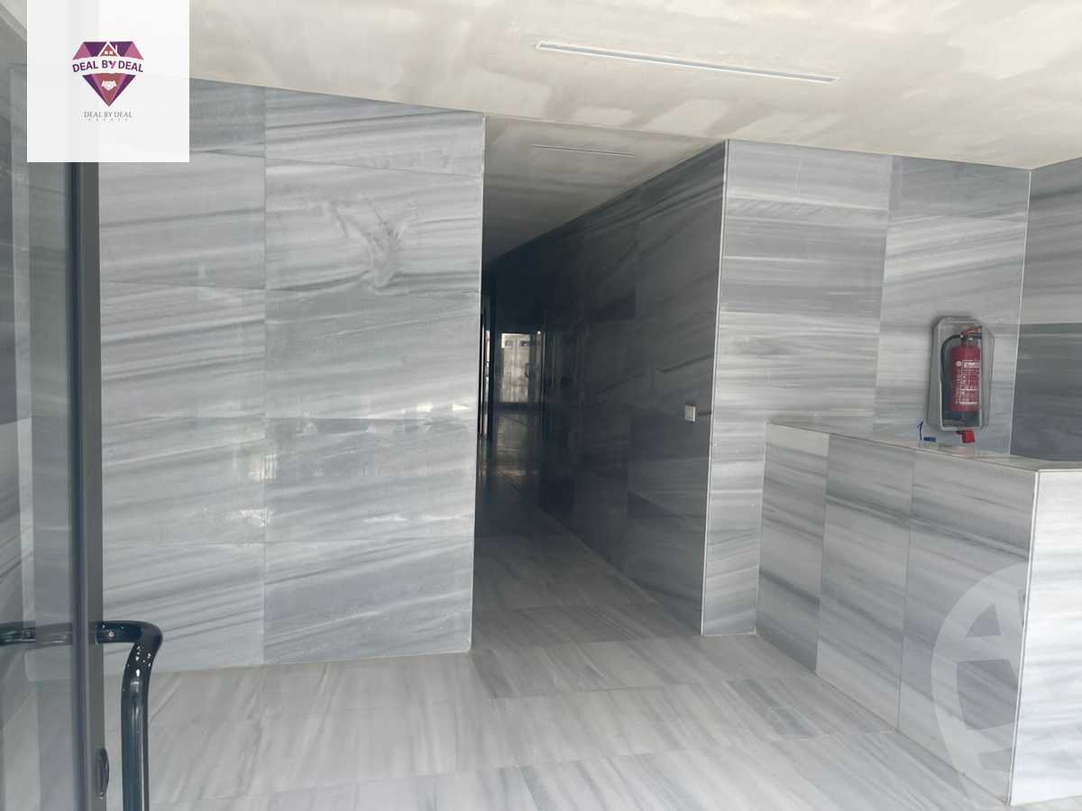 https://aqarmap.com.eg/en/listing/4014877-for-sale-cairo-new-cairo-compounds-lakeview-residence