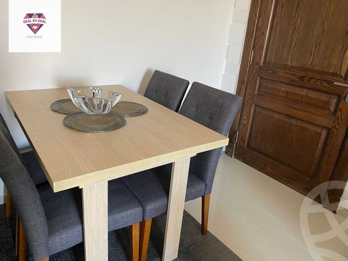https://aqarmap.com.eg/en/listing/4017106-for-sale-cairo-new-cairo-compounds-hyde-park