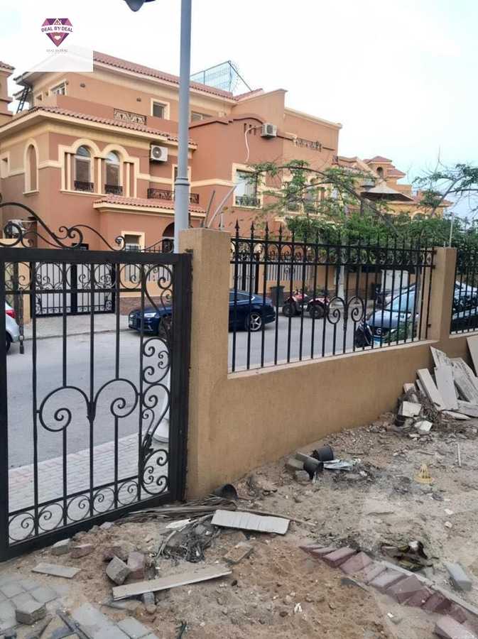 https://aqarmap.com.eg/en/listing/4178126-for-sale-cairo-new-cairo-compounds-les-rois