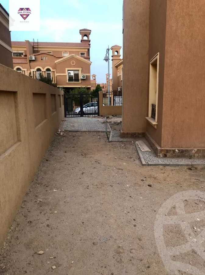 https://aqarmap.com.eg/en/listing/4178126-for-sale-cairo-new-cairo-compounds-les-rois