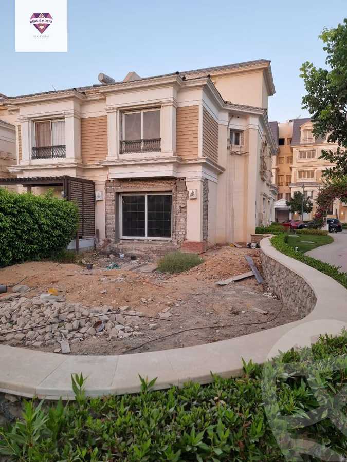 https://aqarmap.com.eg/en/listing/4188763-for-sale-cairo-new-cairo-compounds-mountain-view-hyde-park