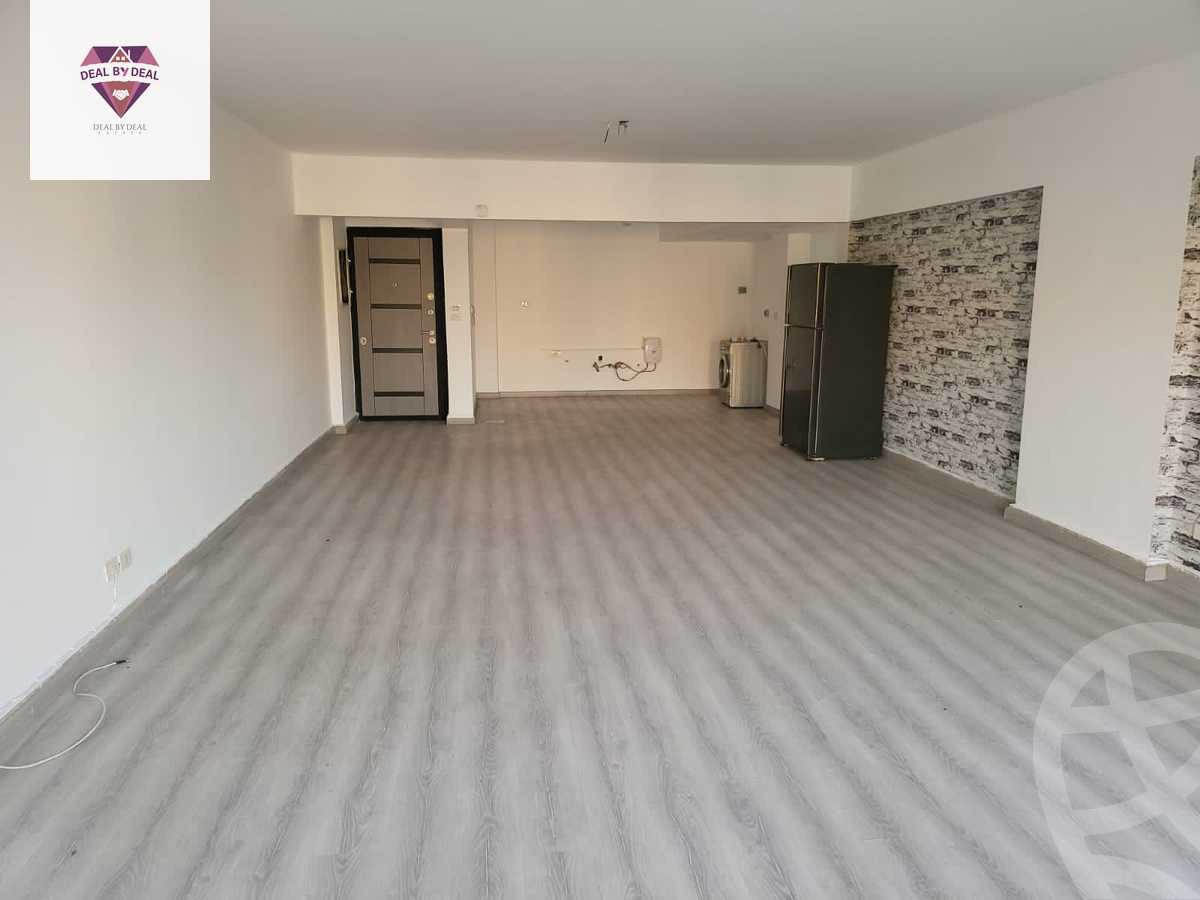 https://aqarmap.com.eg/en/listing/4224566-for-sale-cairo-new-cairo-lrhb-city-phase-2-amr-ibn-el-aas-st