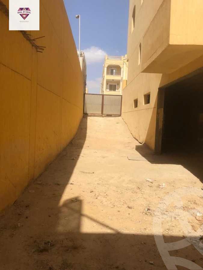 https://aqarmap.com.eg/en/listing/4224024-for-sale-cairo-new-cairo-compounds-la-rose