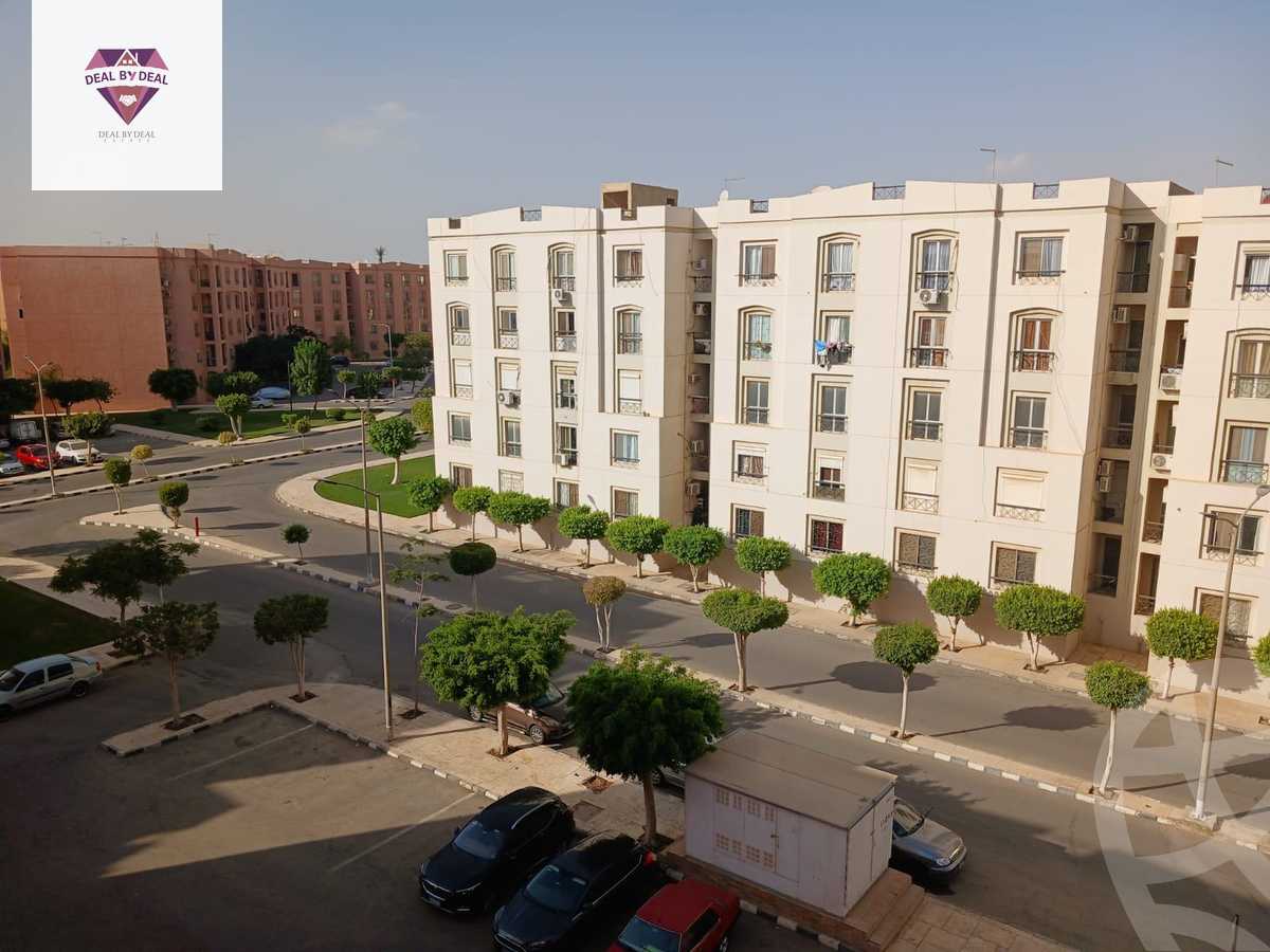 https://aqarmap.com.eg/en/listing/4224621-for-sale-cairo-new-cairo-lrhb-city-phase-1-ahmed-rami-st