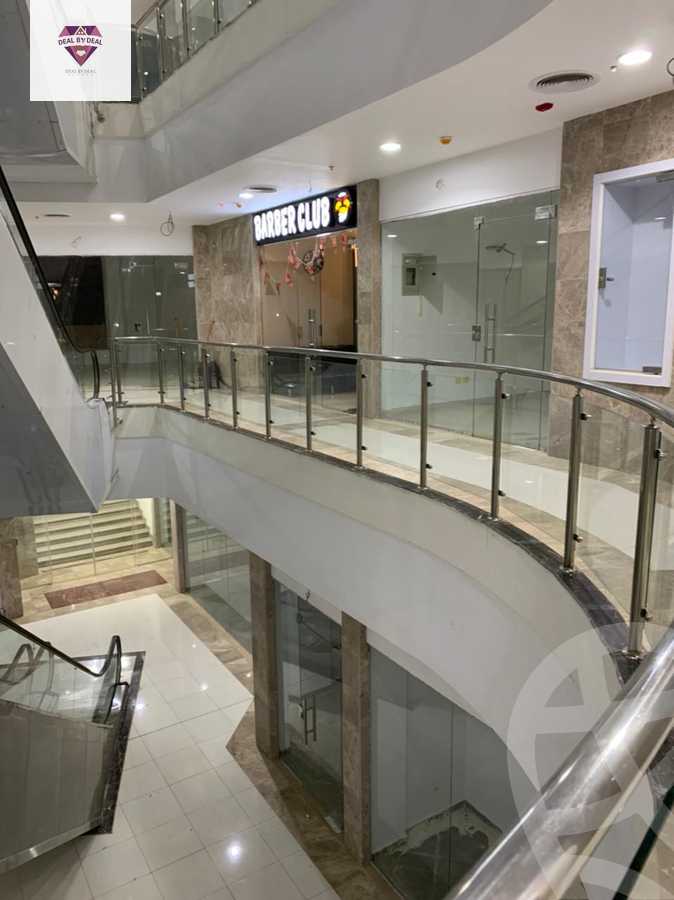 https://aqarmap.com.eg/ar/listing/4263888-for-sale-new-cairo-life-gate-mall-ic