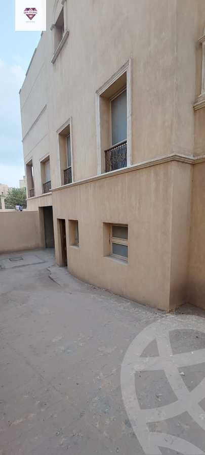 https://aqarmap.com.eg/en/listing/4309891-for-sale-cairo-new-cairo-compounds-kmbwnd-lfwntyn-rkw