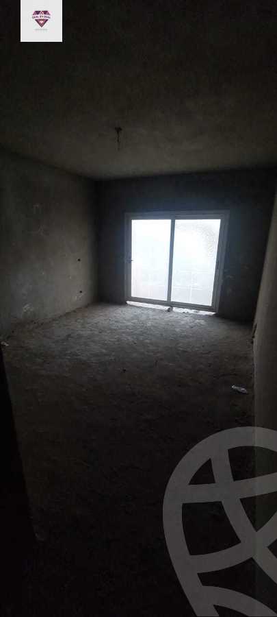 https://aqarmap.com.eg/en/listing/4342235-for-sale-cairo-new-cairo-compounds-fountain-park