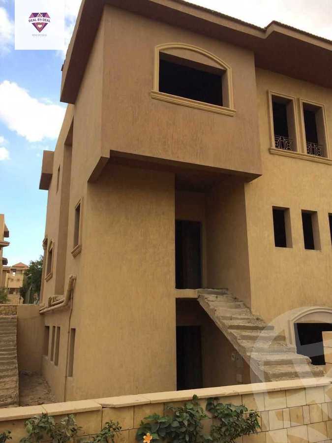 https://aqarmap.com.eg/ar/listing/4357446-for-sale-cairo-new-cairo-compounds-moon-valley